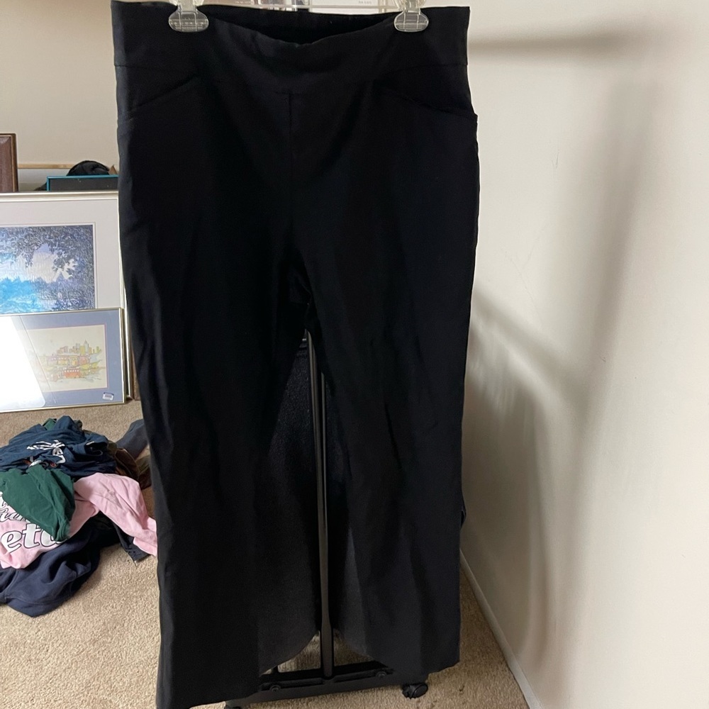 Fabulously slimming perfect stretch size 2 by Chico’s